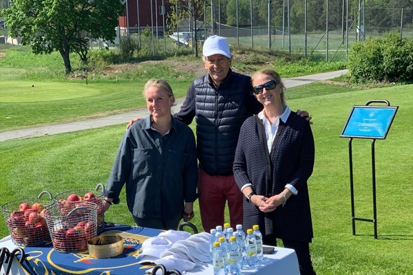 Seniorgolfen Serietävling 3 - "T-röd"