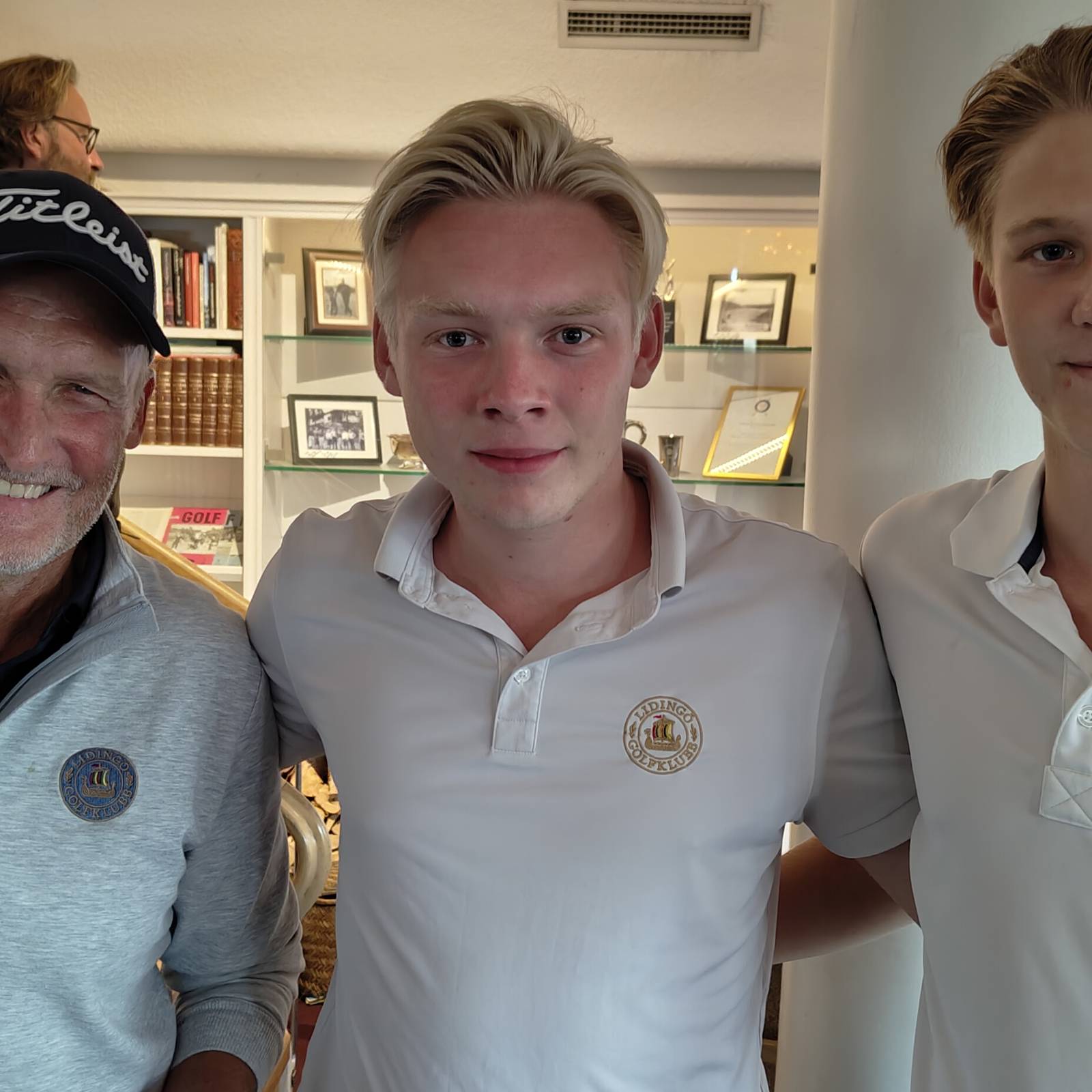 KM Foursome Del 3